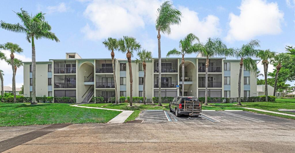 1112 GREEN PINE Boulevard # G3, West Palm Beach FL 33409