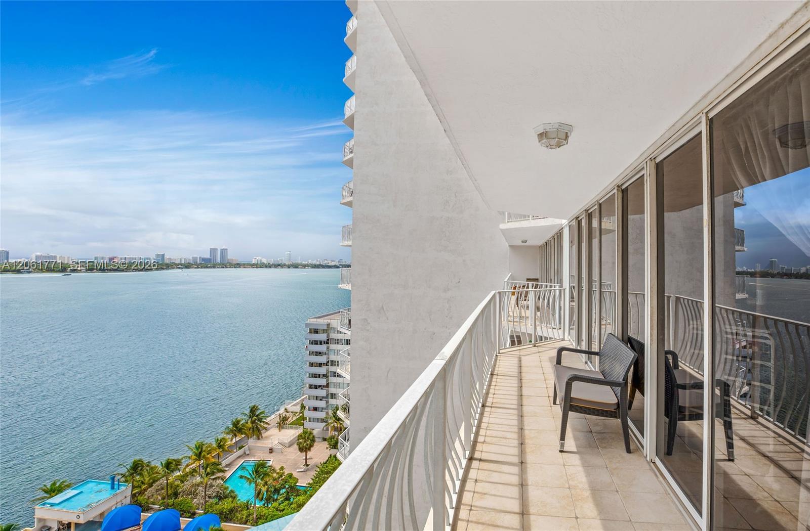 7601 E Treasure Dr # 1809, North Bay Village FL 33141