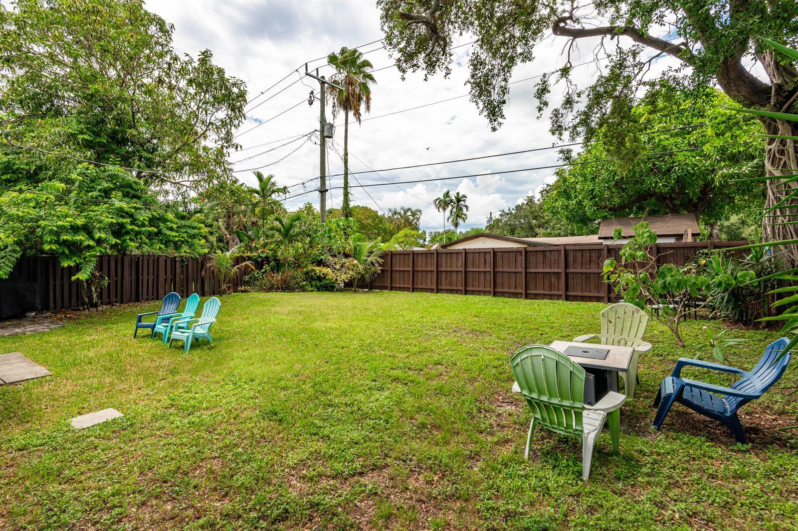 5631 FREEDOM Street, Hollywood FL 33021