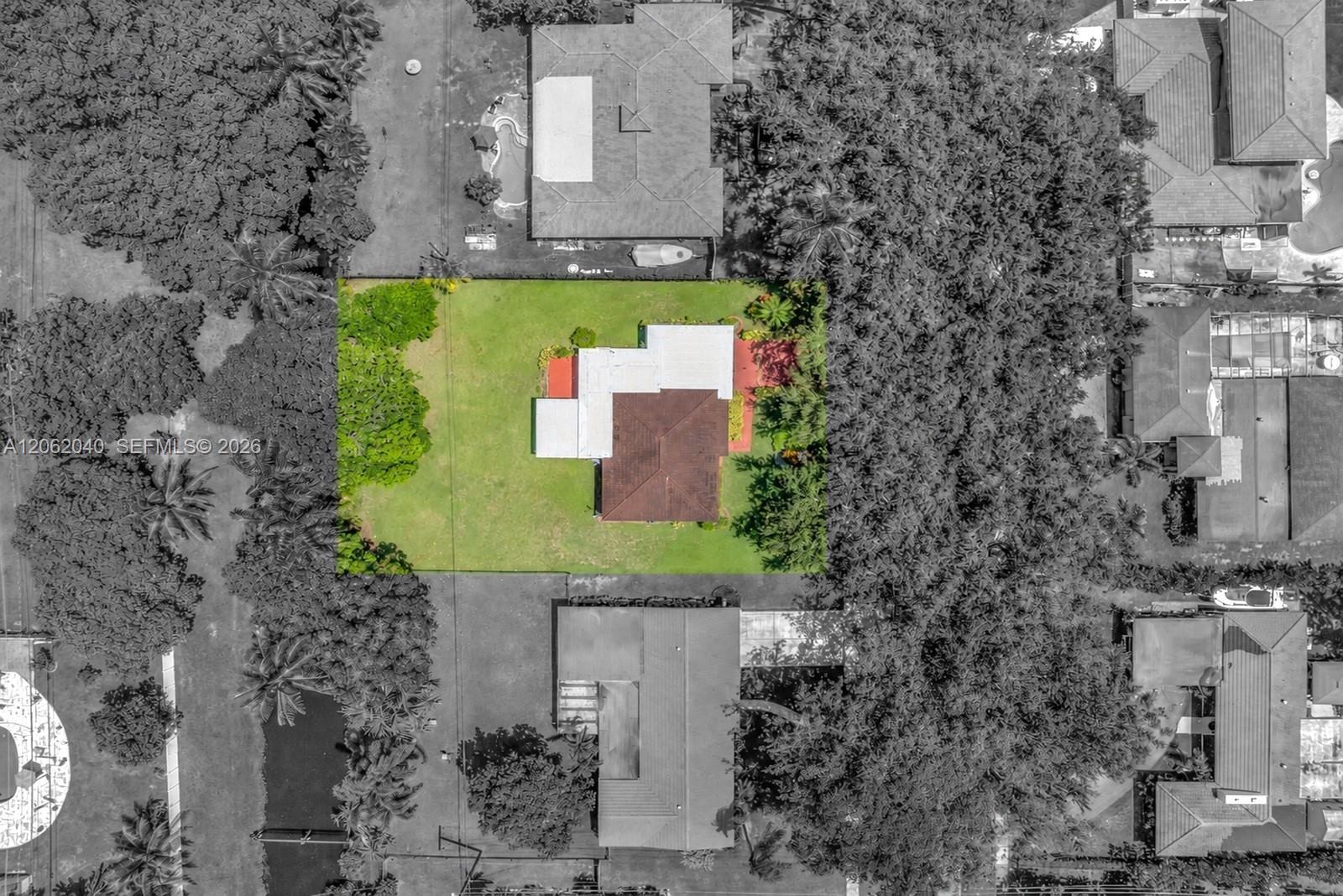 861 Holly Ln, Plantation FL 33317