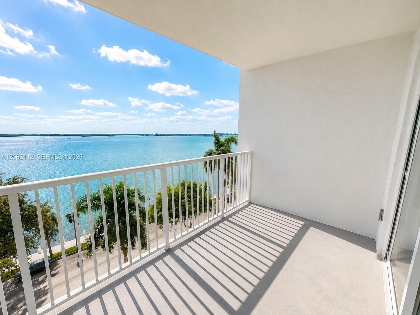 1420 Brickell Bay Dr # 702E, Miami FL 33131