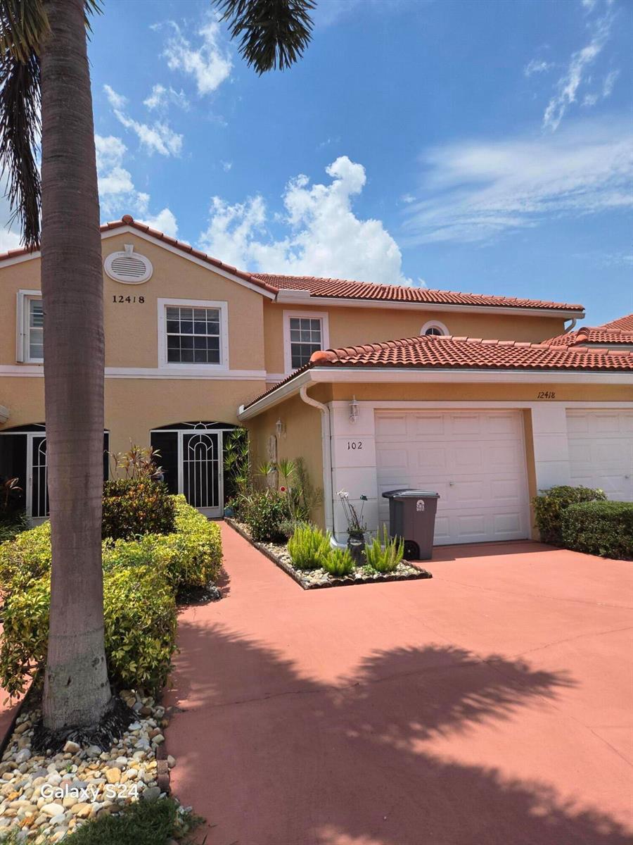 12418 Crystal Pointe Drive # 202, Boynton Beach FL 33437