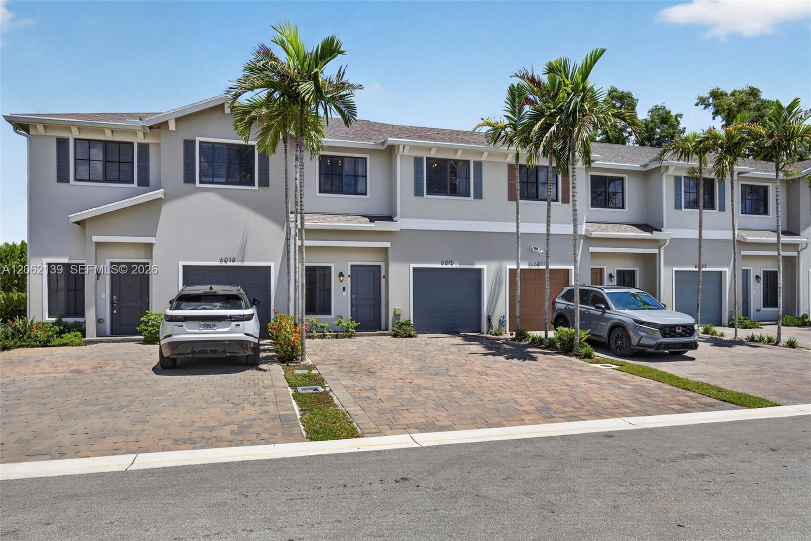 6015 Coralberry St, Haverhill FL 33415