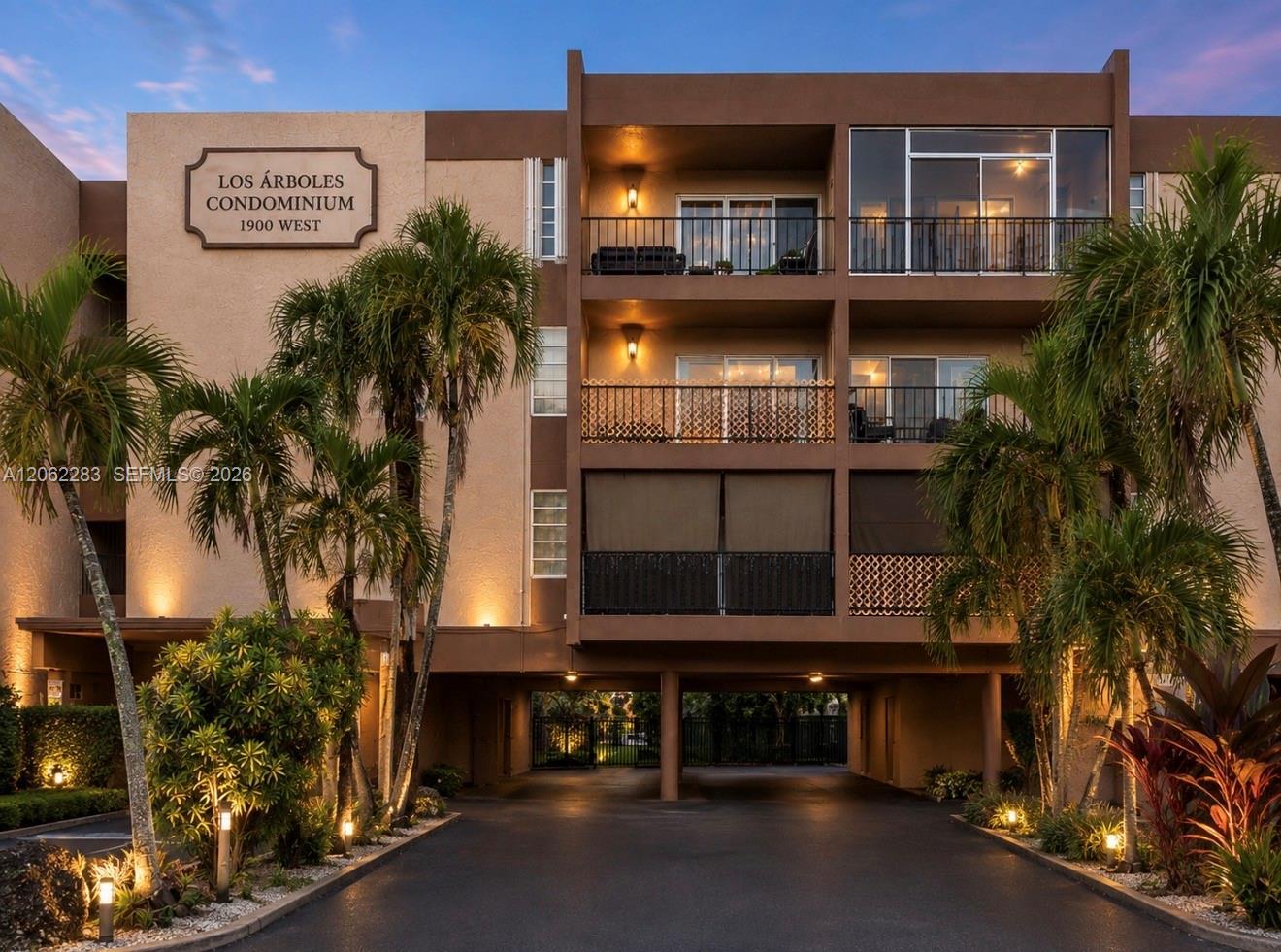 1900 W 68th St # B203, Hialeah FL 33014