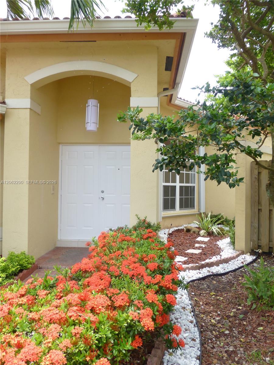 11236 NW 58th Ter, Doral FL 33178