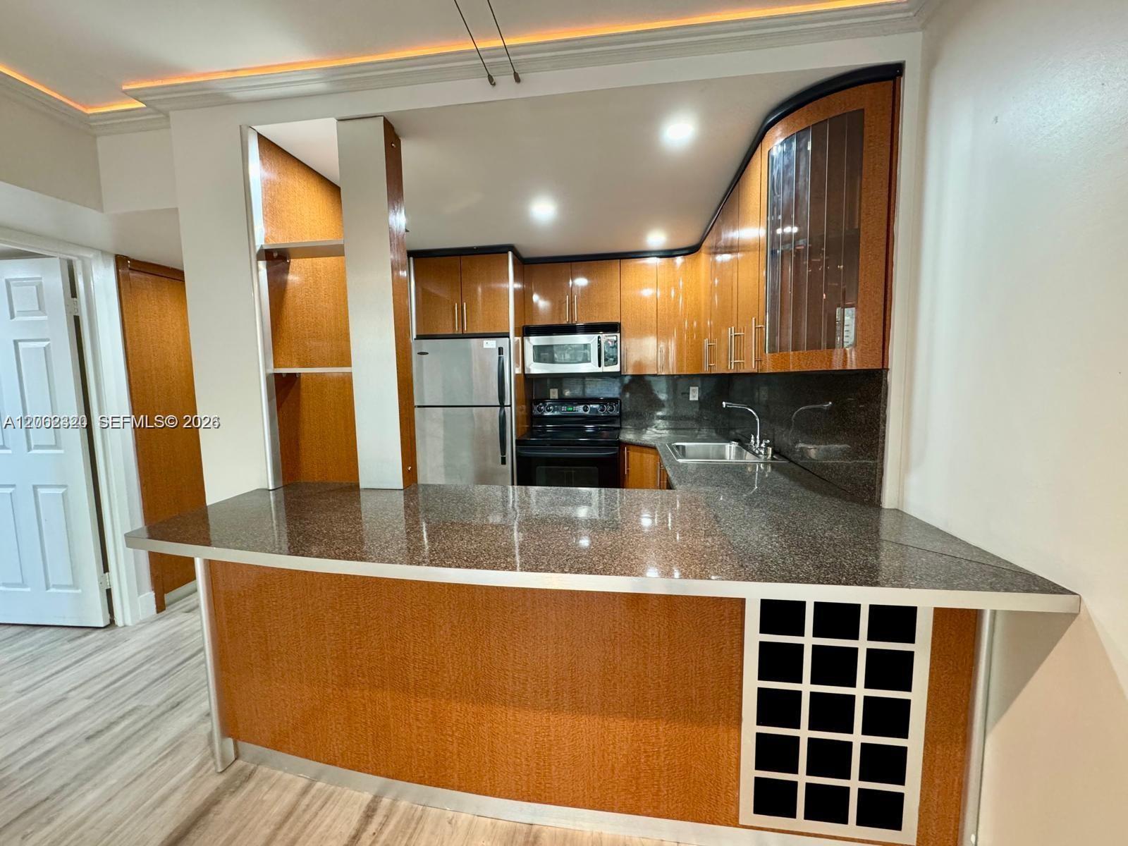 200 172nd St # 206, Sunny Isles Beach FL 33160