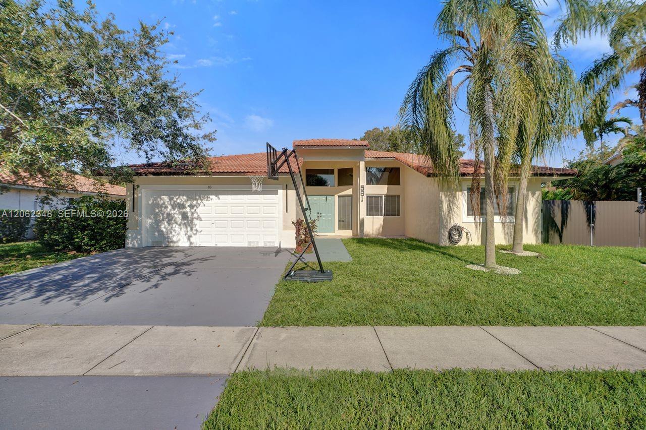 581 SW 169th Way, Weston FL 33326