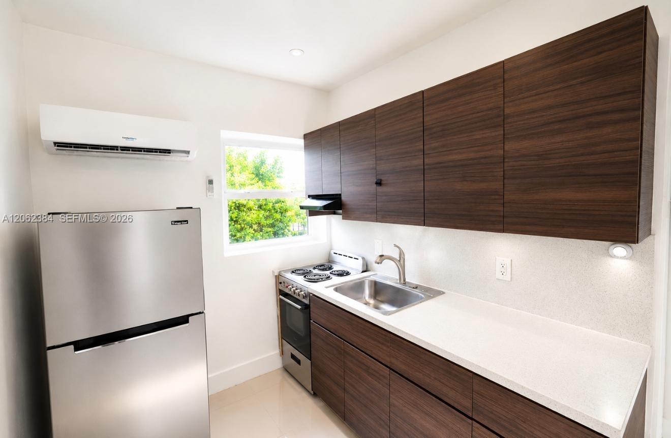 551 NE 61st St # 3, Miami FL 33137