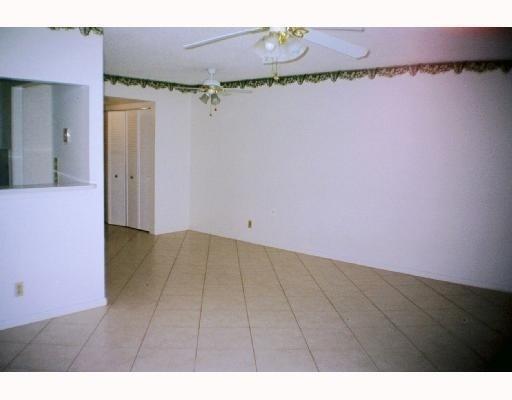 430 CHATHAM U # 430, West Palm Beach FL 33417