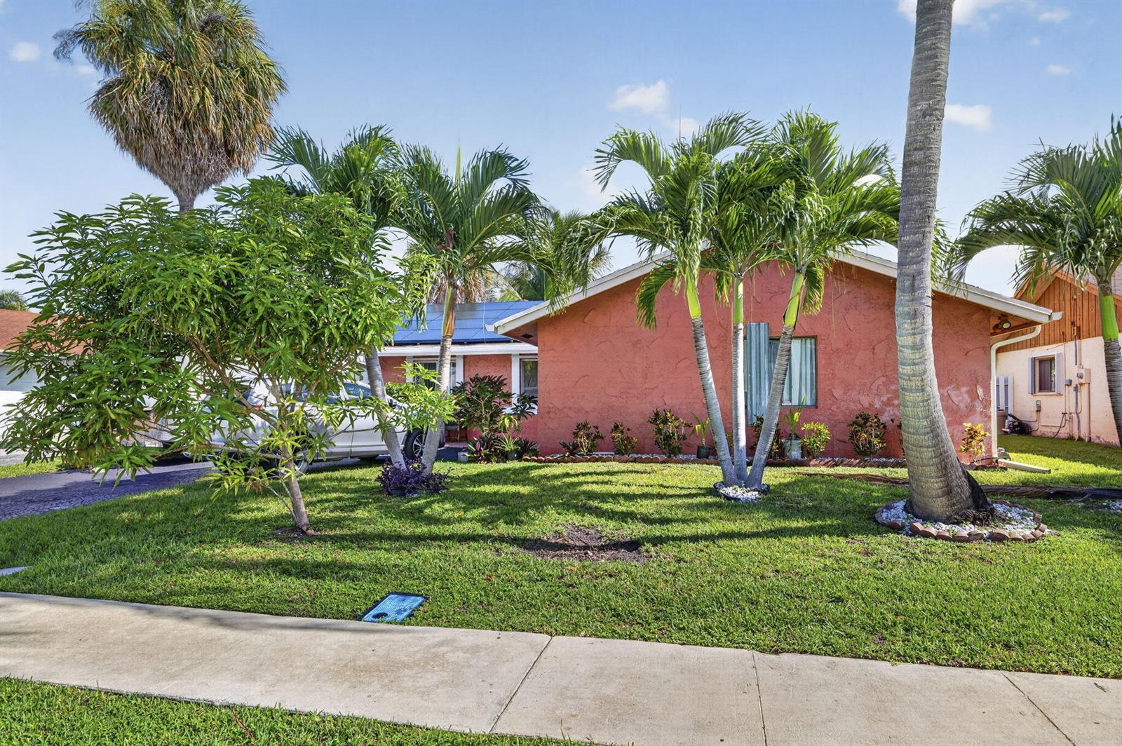 7513 SW 7TH Street, North Lauderdale FL 33068