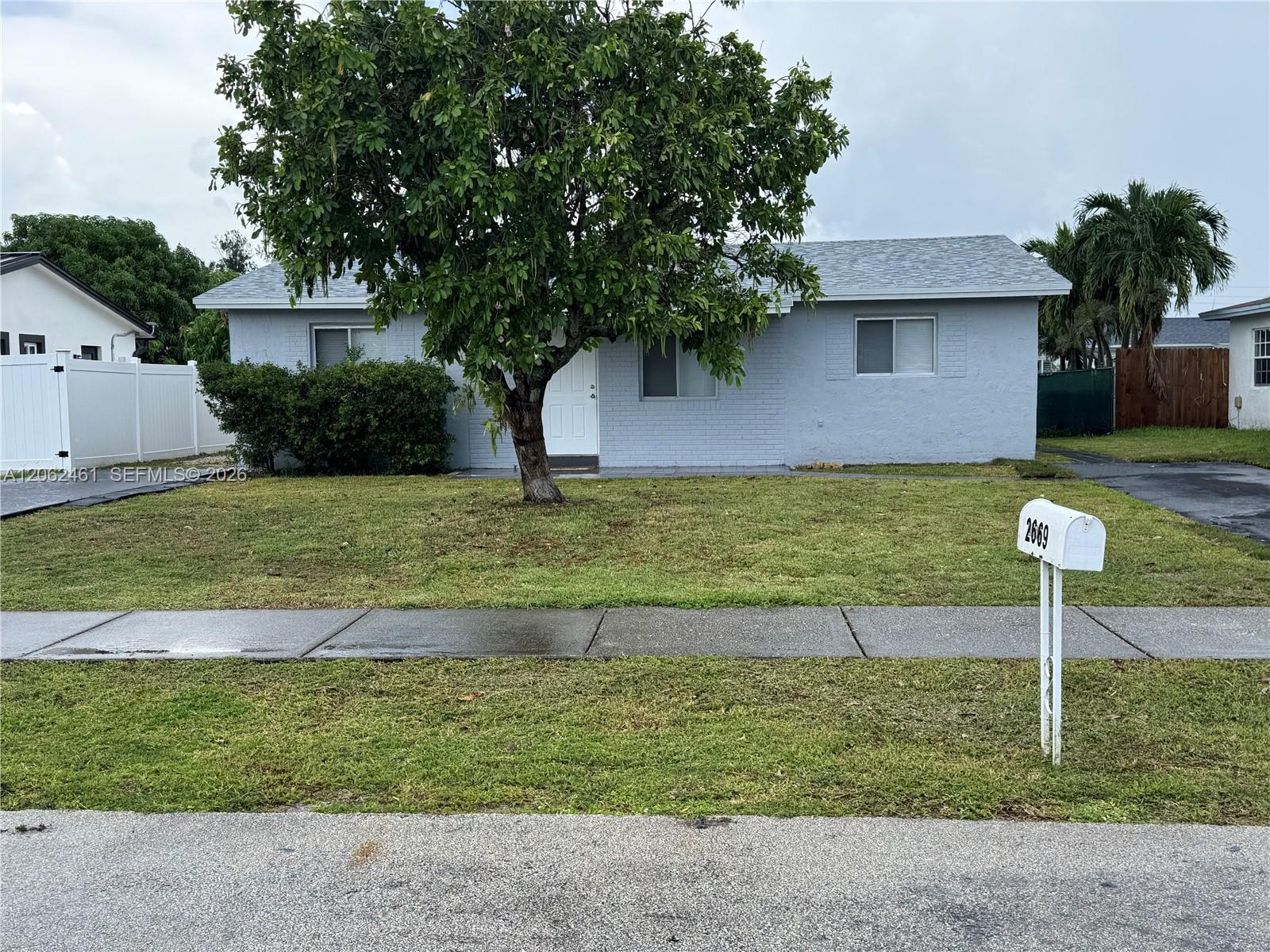 2669 NW 24th Ct, Fort Lauderdale FL 33311