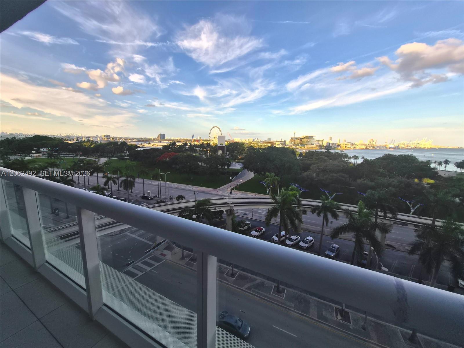 50 Biscayne Blvd # 804, Miami FL 33132