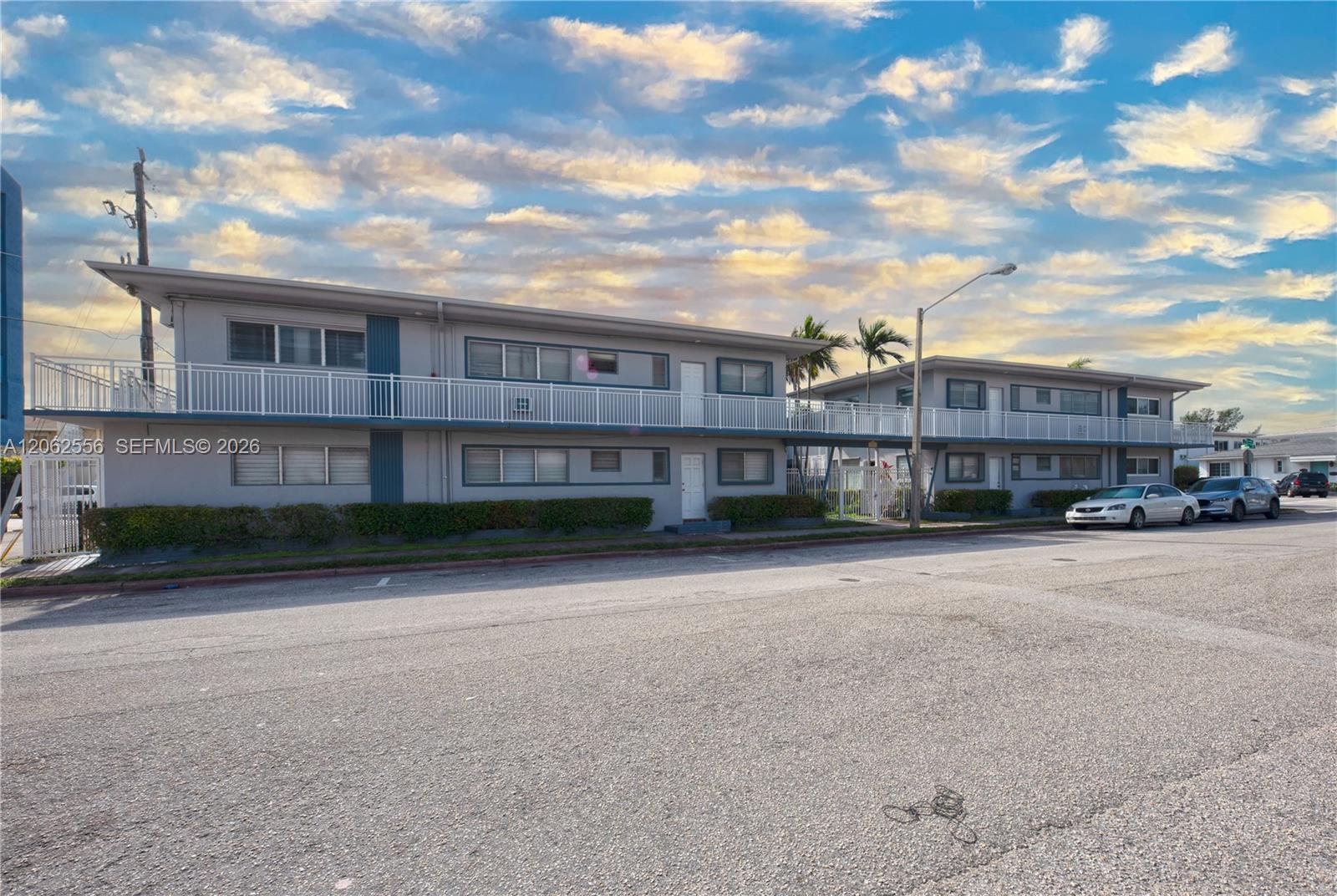 350 75th St # 203, Miami Beach FL 33141