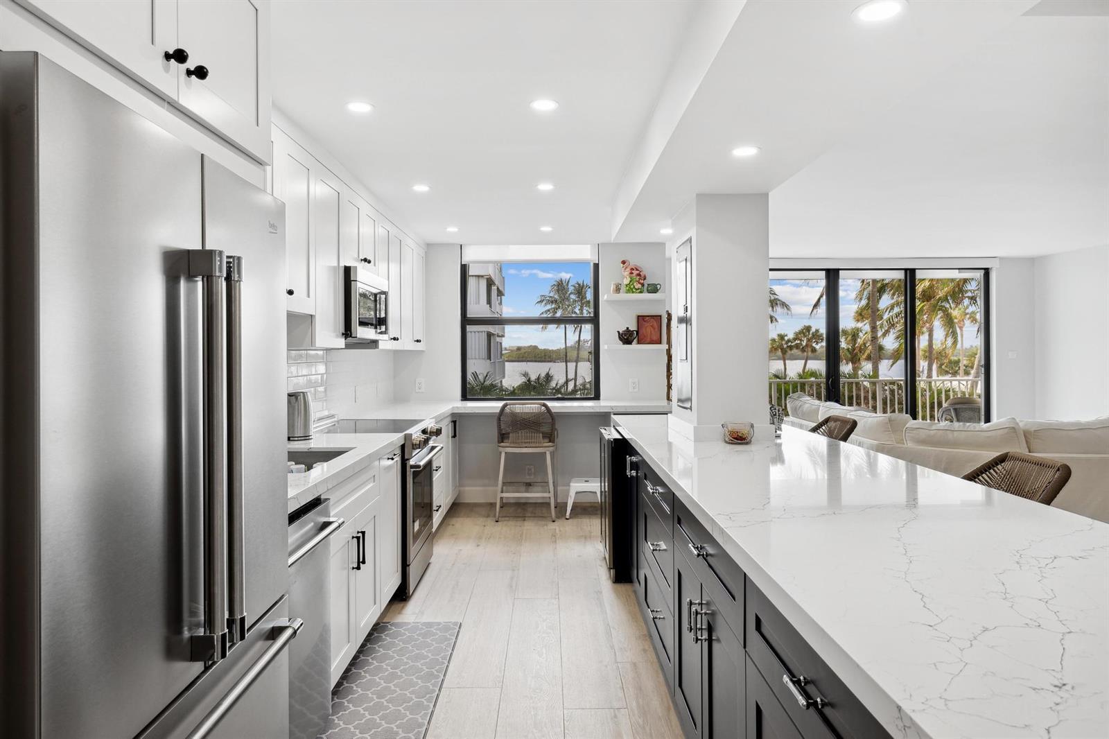 2860 S Ocean Boulevard S # 201, Palm Beach FL 33480