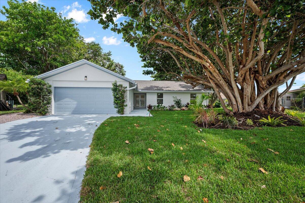 48 Wingo Street, Tequesta FL 33469