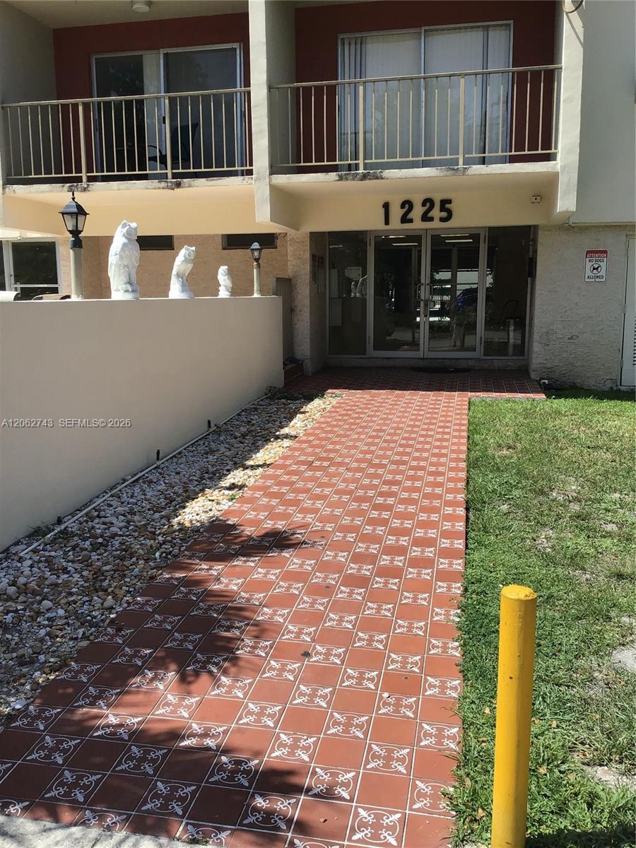1225 NE 124th St # 27A, North Miami FL 33161