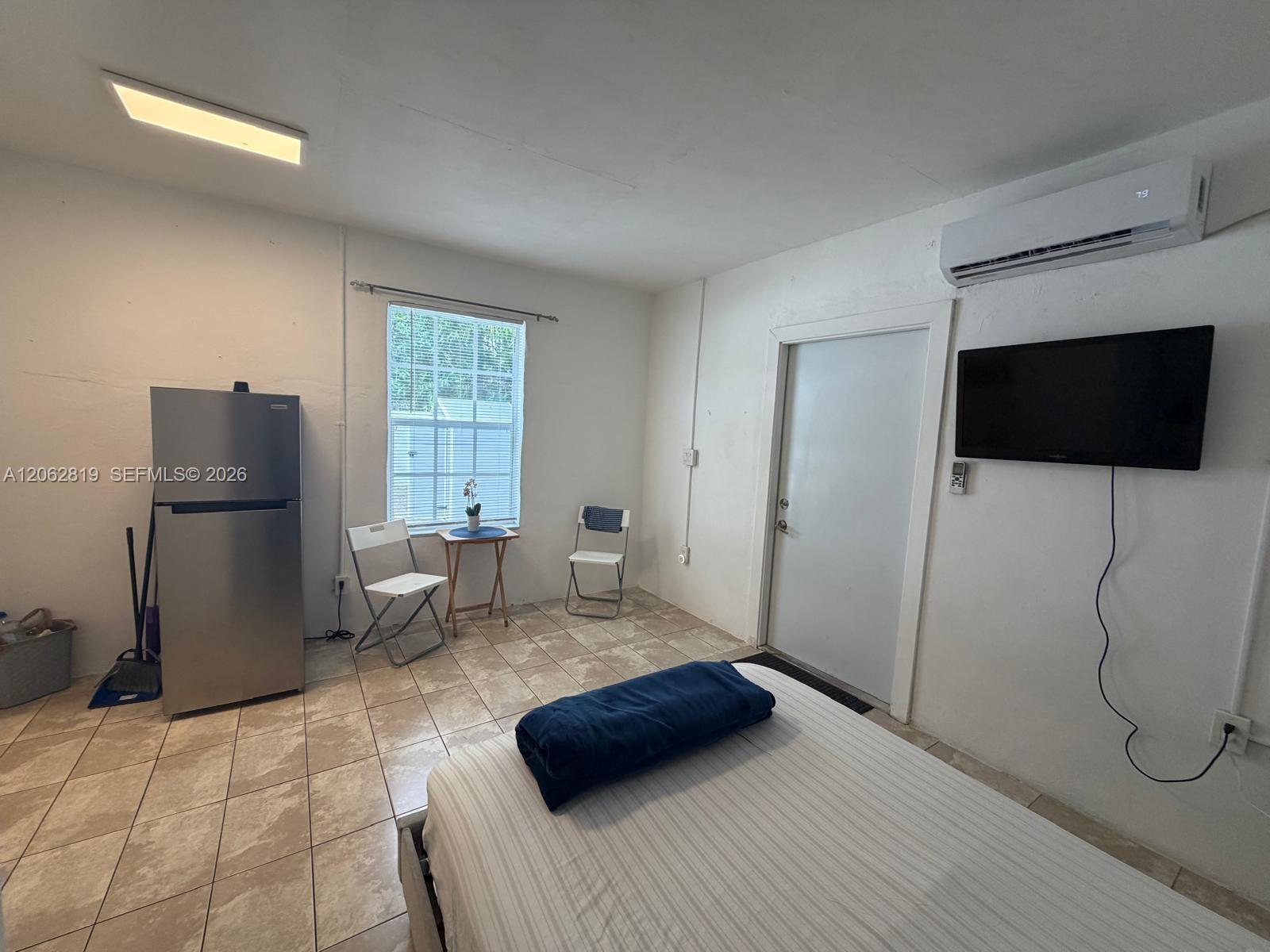 201 NE 169th St # 1, North Miami Beach FL 33162