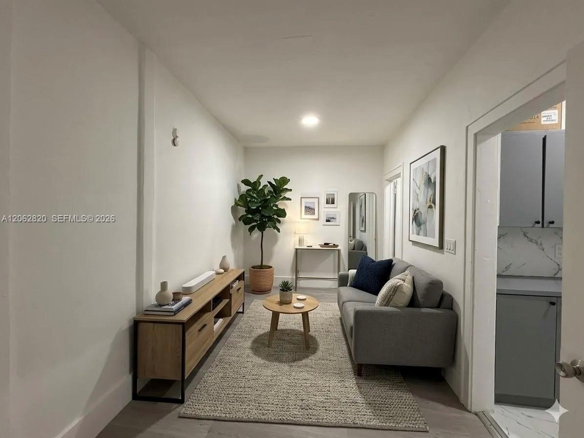 1560 SW 5th St # 4, Miami FL 33135