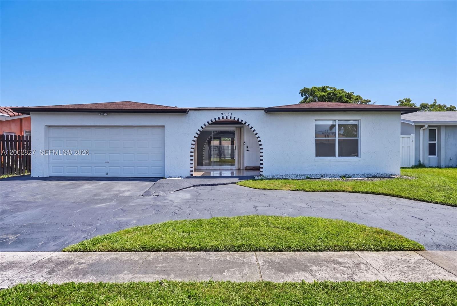 9531 NW 20th Pl, Sunrise FL 33322