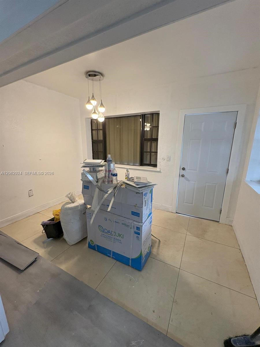 2531 NW 88th St, Miami FL 33147