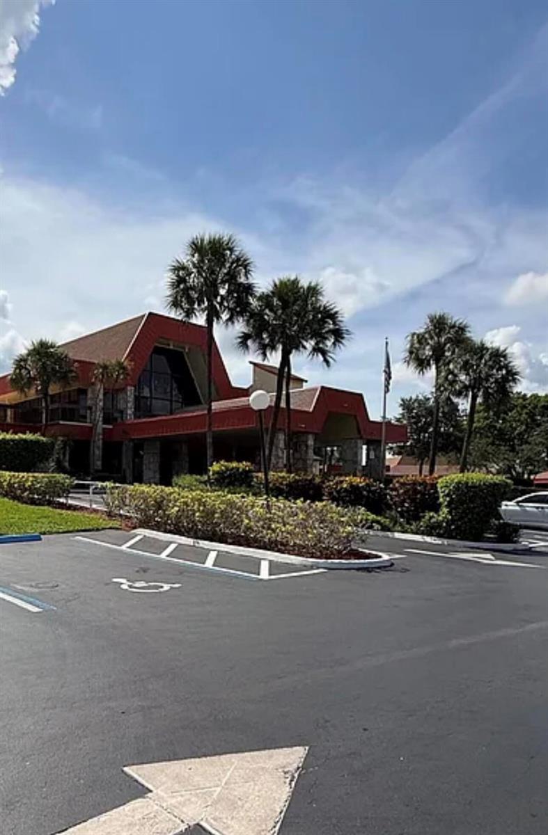 3170 HOLIDAY SPRINGS Boulevard # 309, Margate FL 33063