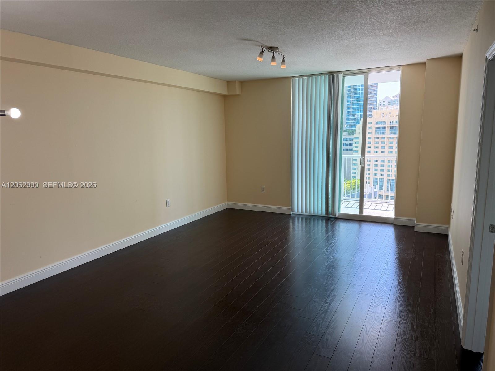 1250 S Miami Ave # 1912, Miami FL 33130