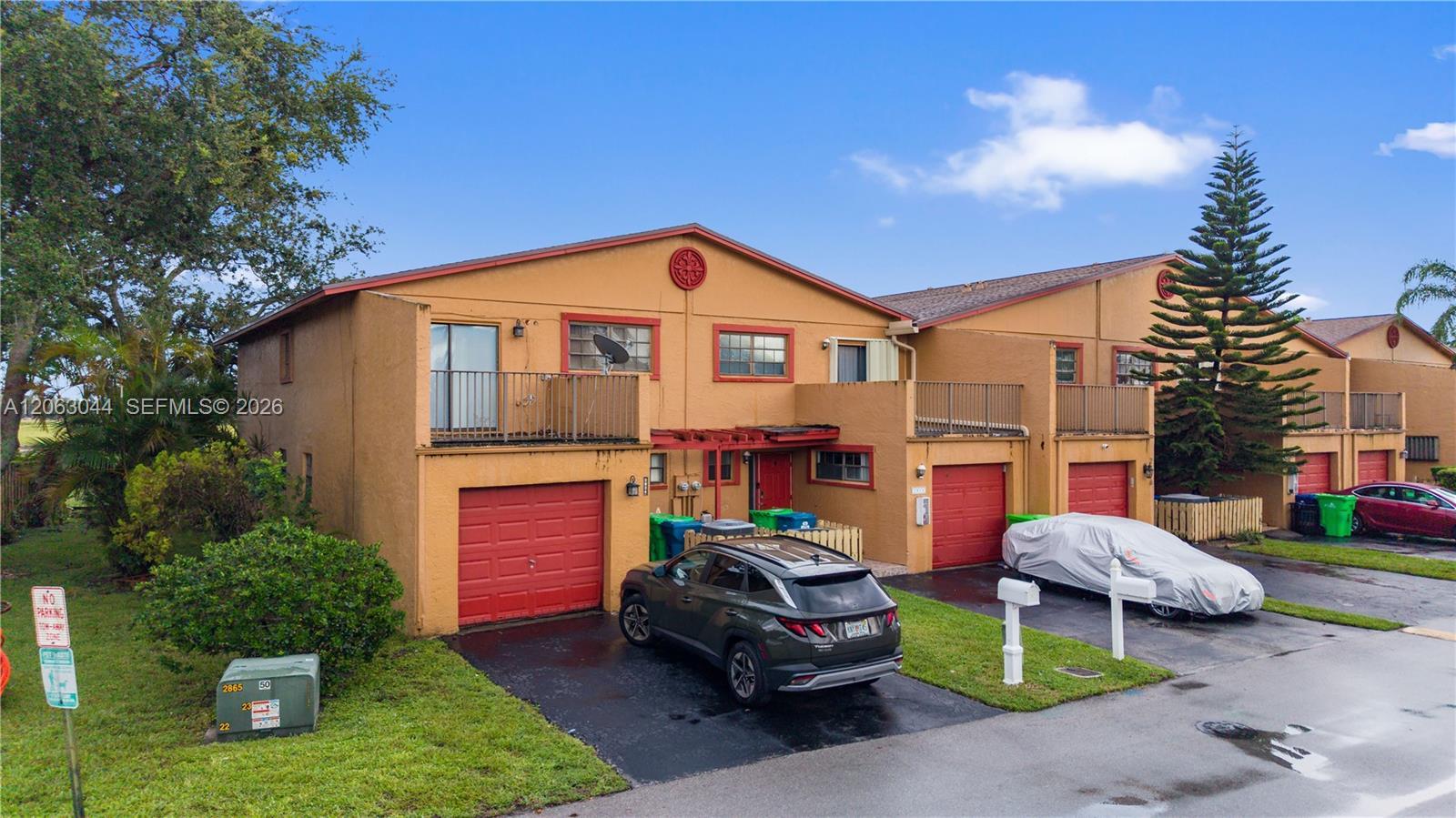 2824 NW 80th Ave, Sunrise FL 33322