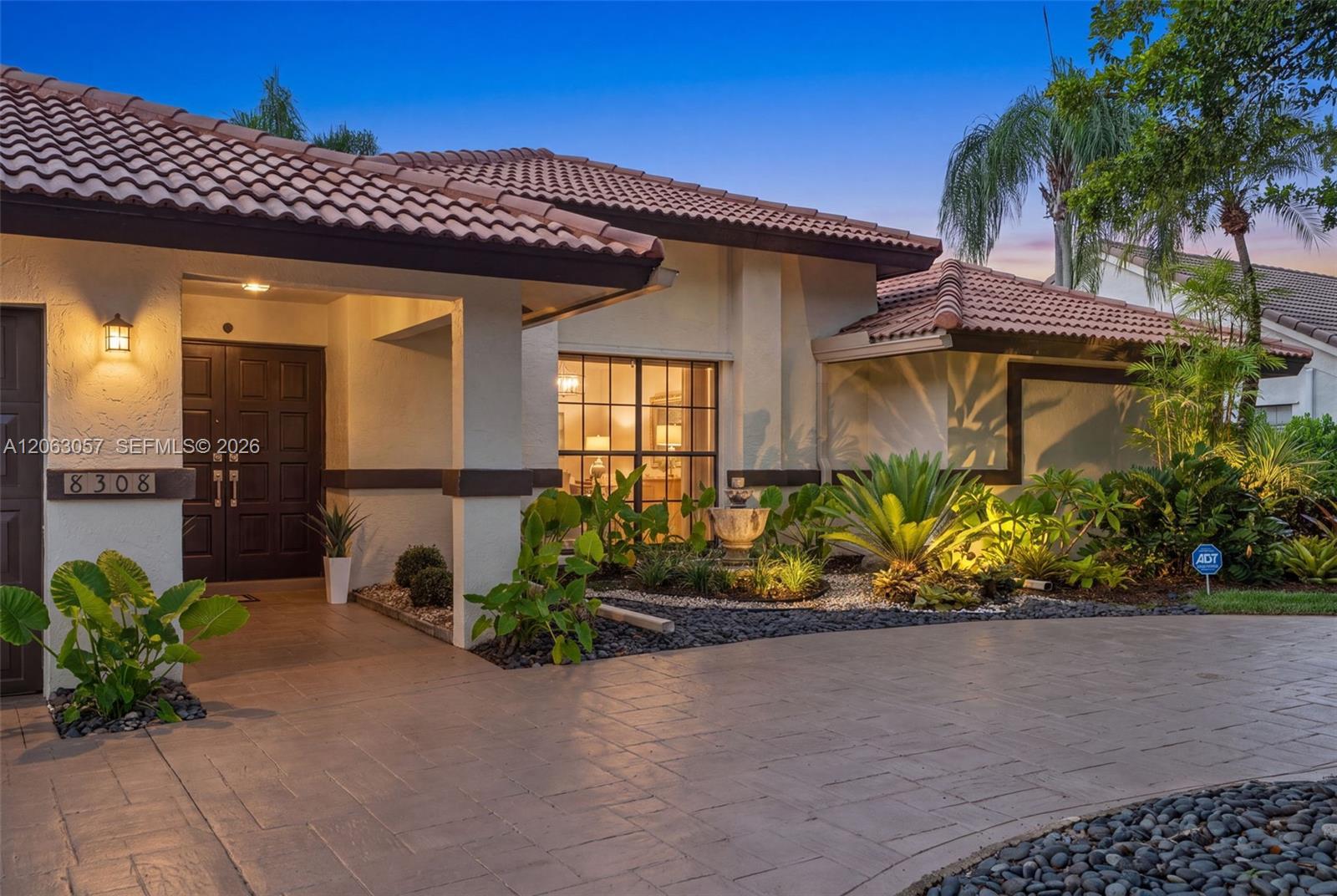 8308 NW 74th St, Tamarac FL 33321
