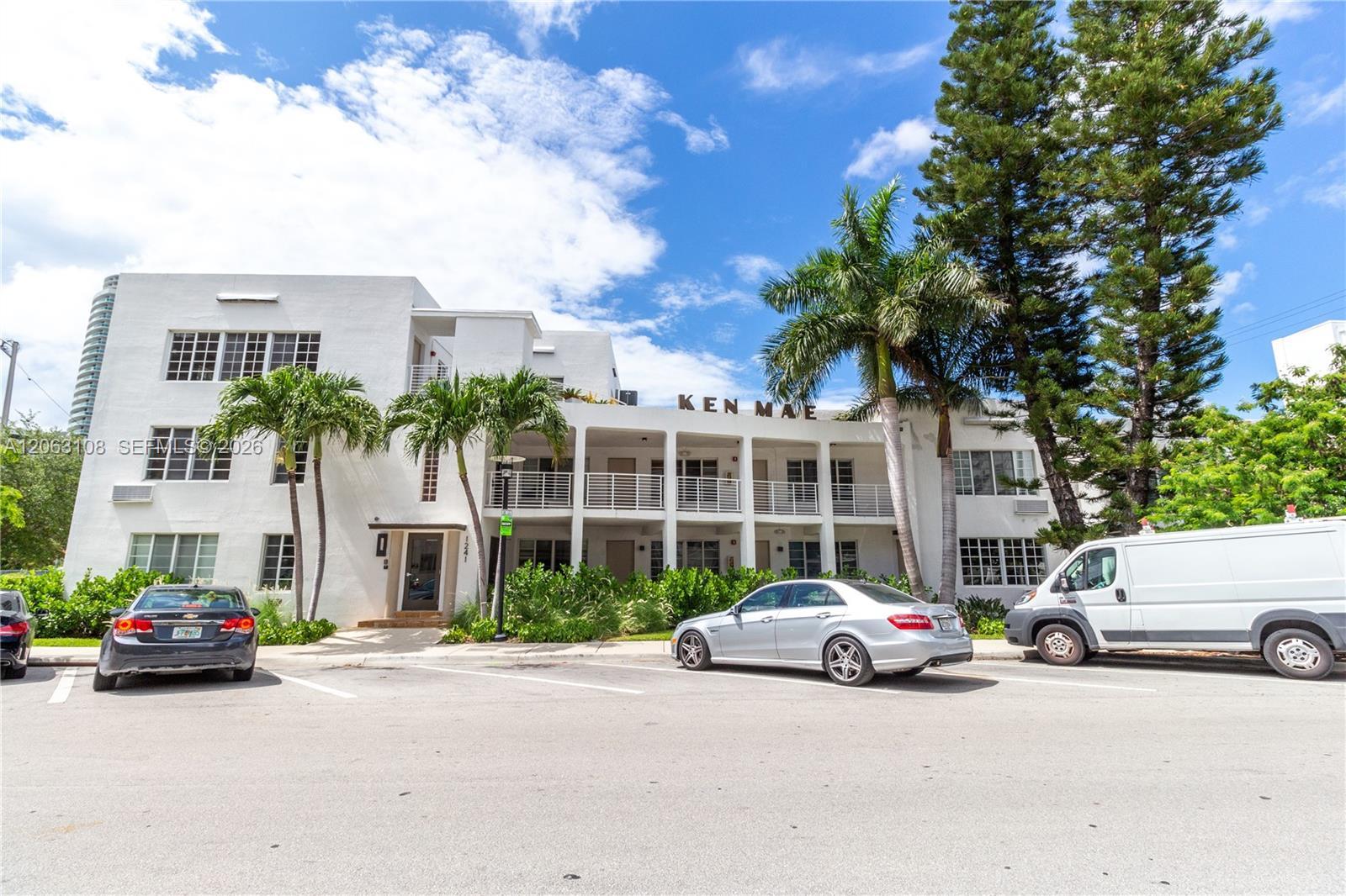 1241 14th St # 9, Miami Beach FL 33139