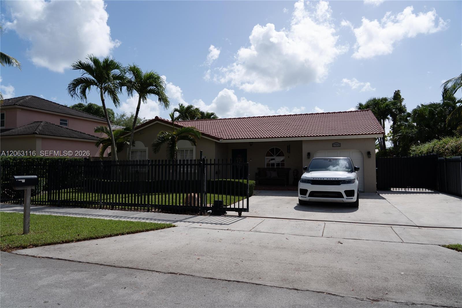 17992 SW 152nd Ct, Miami FL 33187