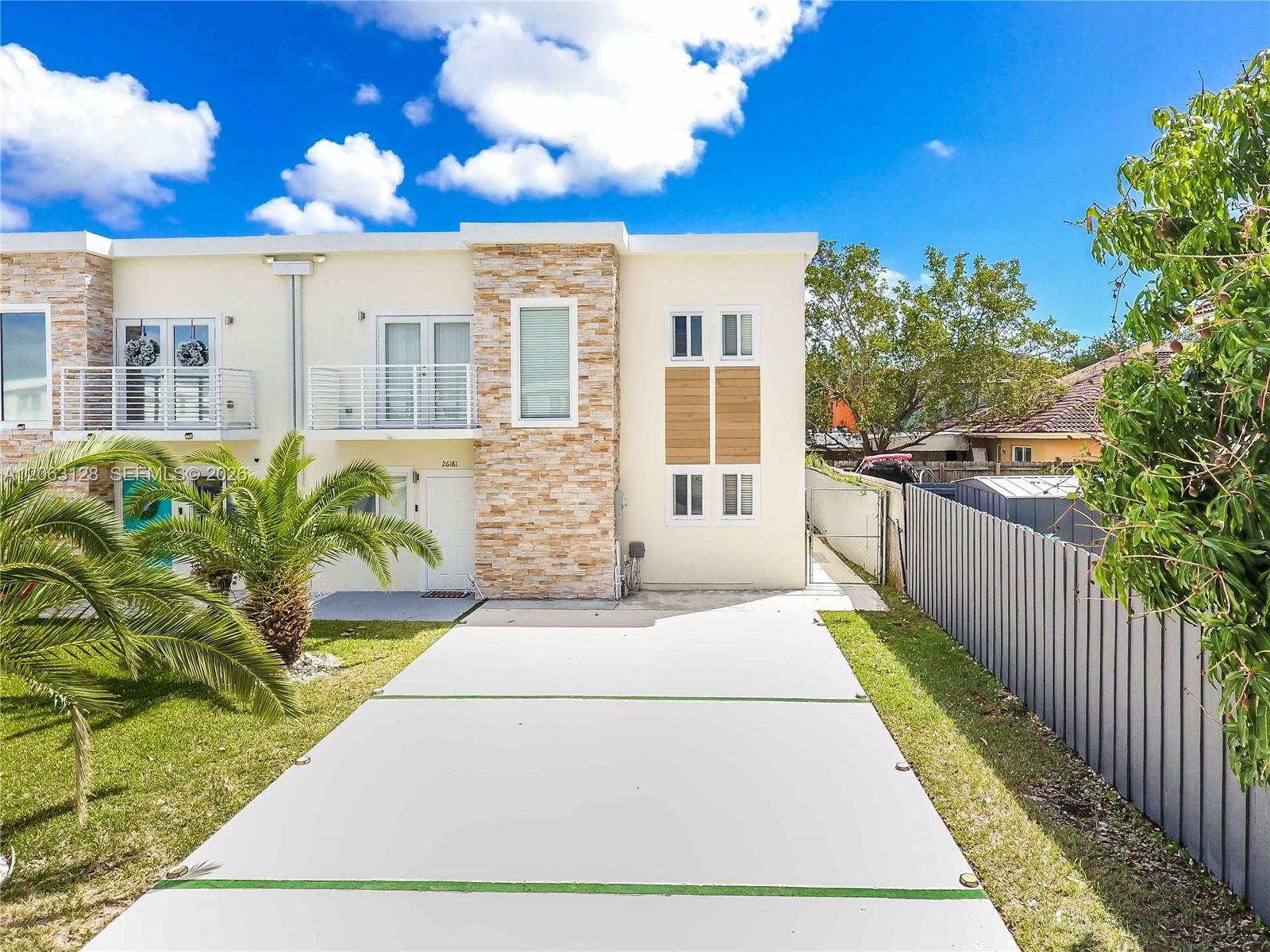 26181 SW 135th Ct, Homestead FL 33032