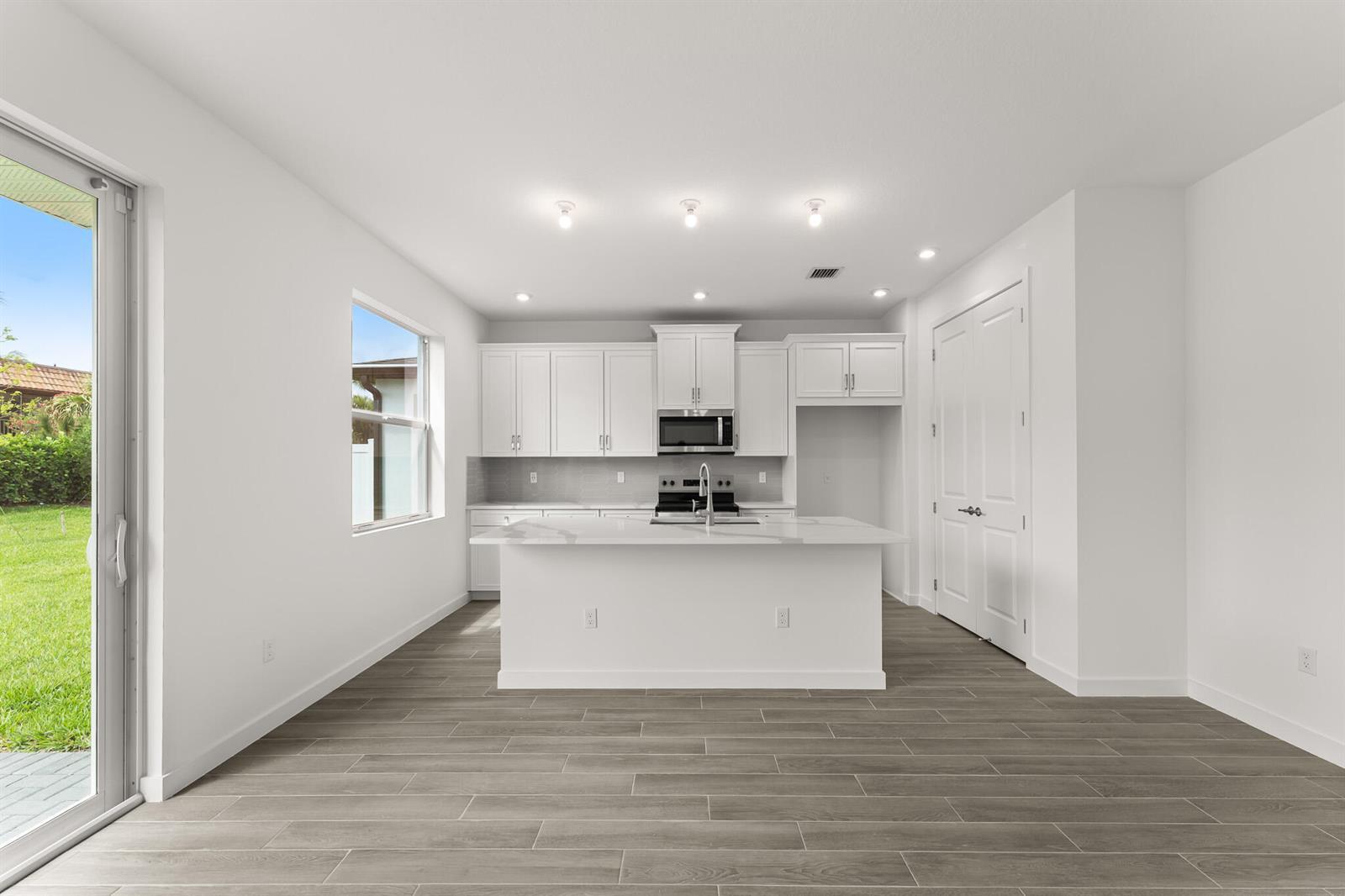 7284 CLAUDELLE Street, Lake Worth FL 33467