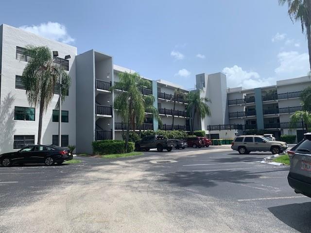 1021 MOCKINGBIRD Lane # 217, Plantation FL 33324