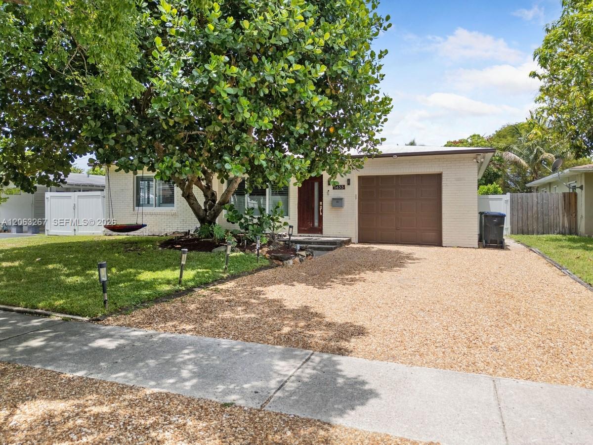 1433 NE 17th Way, Fort Lauderdale FL 33304
