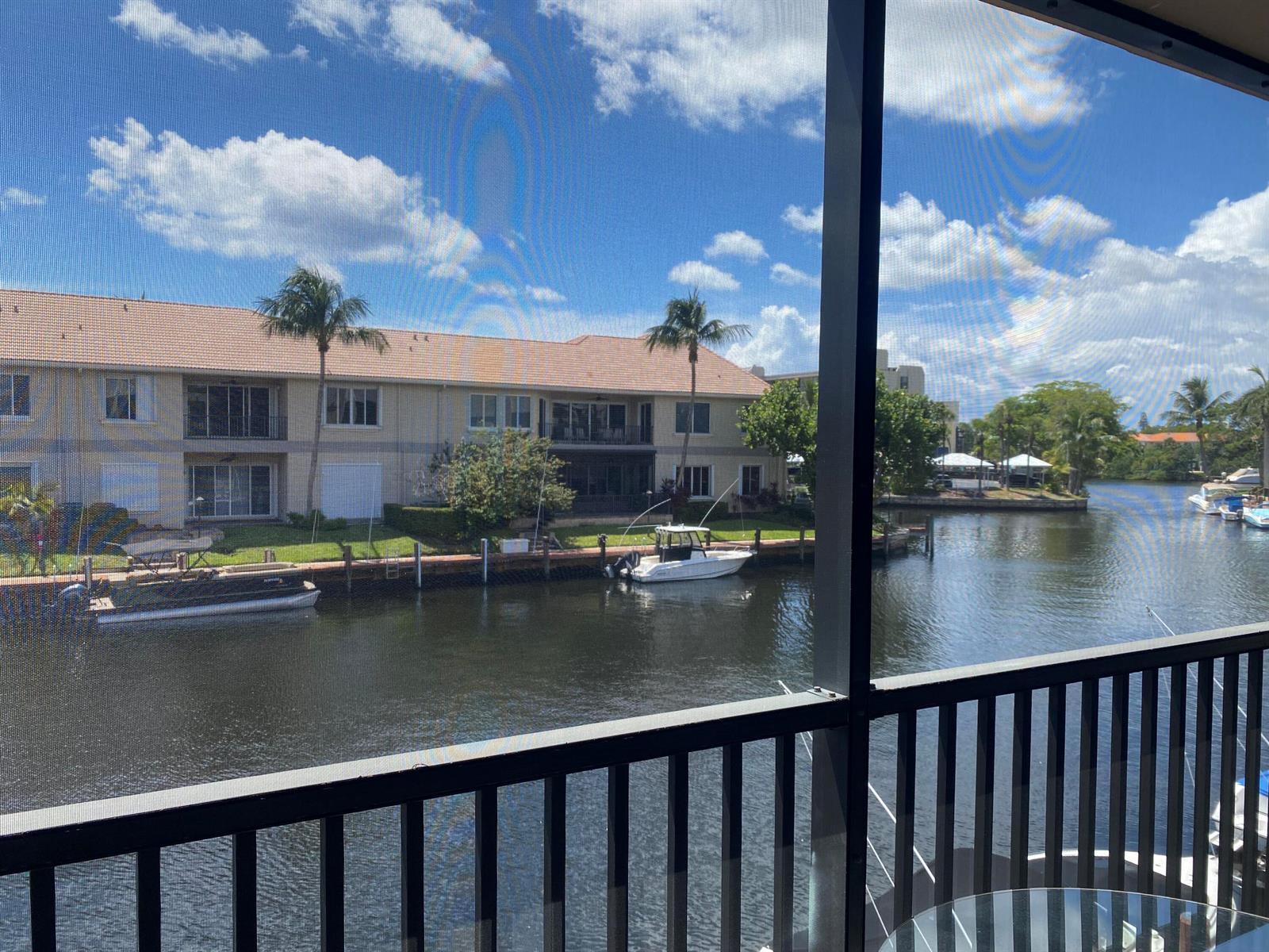 1 Royal Palm Way # 201, Boca Raton FL 33432