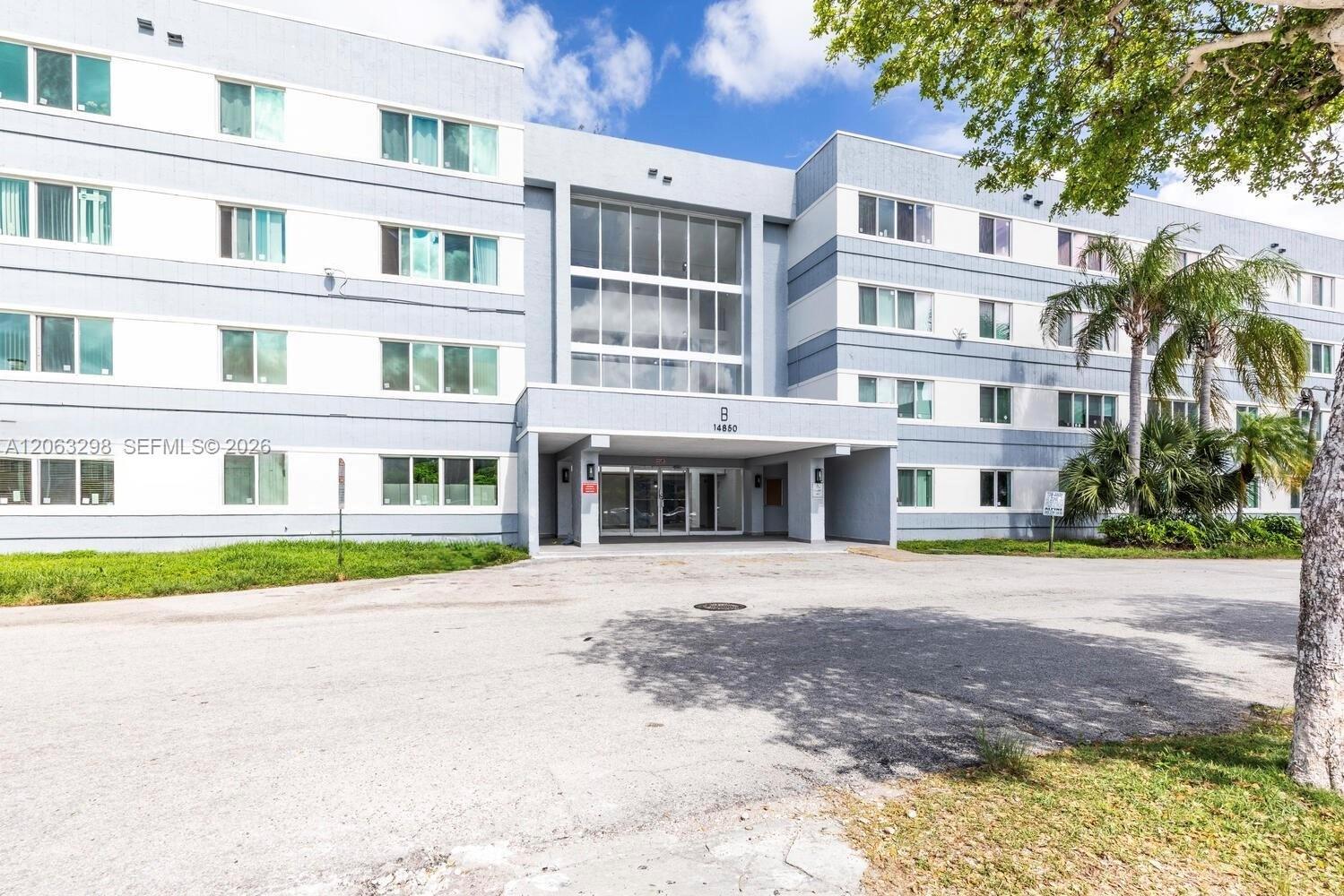 14850 Naranja Lakes Blvd, Homestead FL 33032