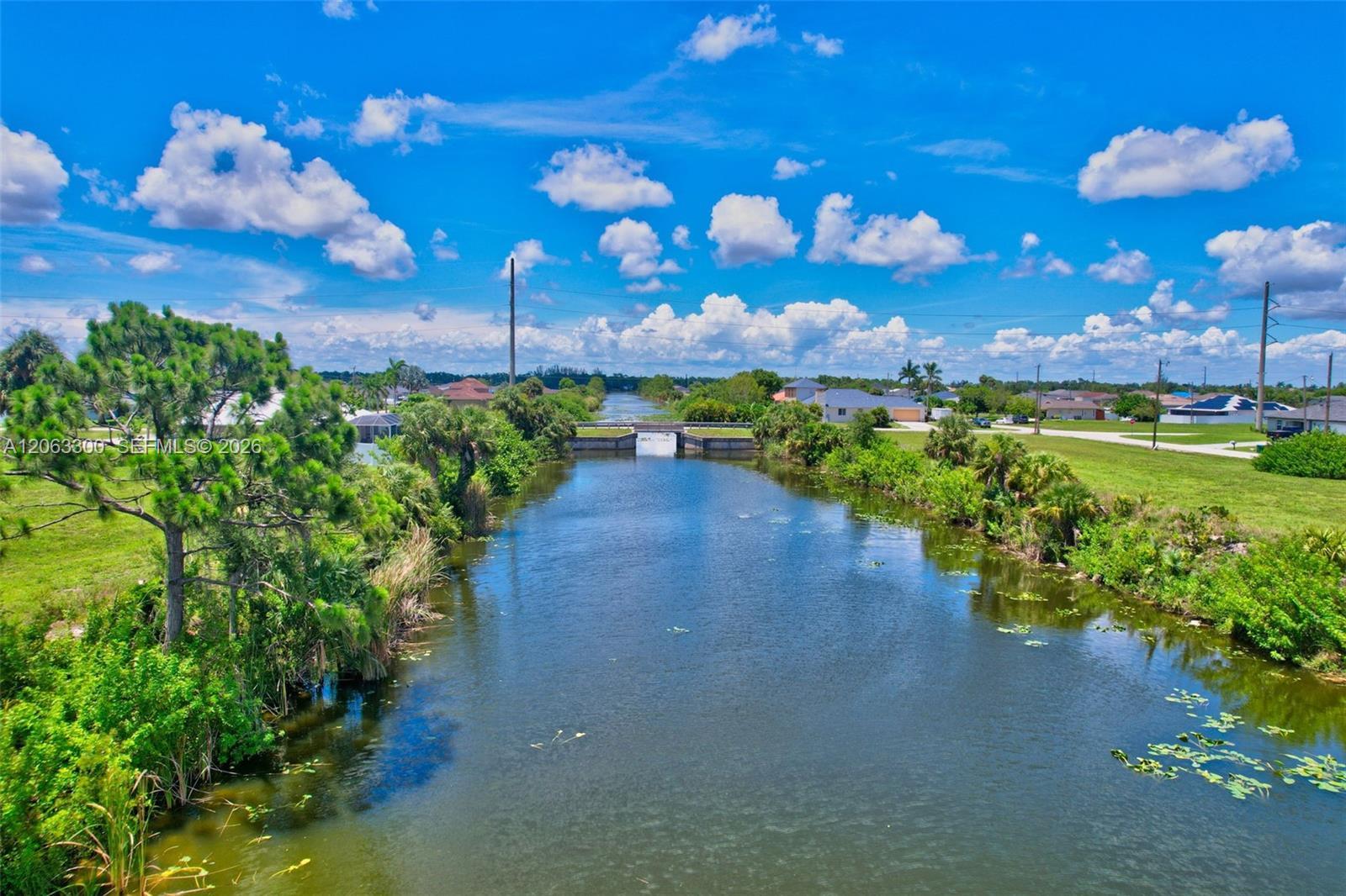 2625 NE 5th, Cape Coral FL 33909