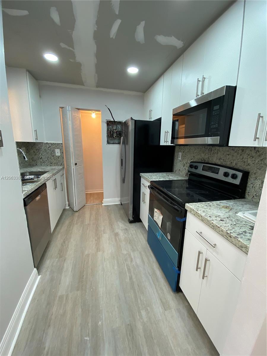 556 NW 114th Ave # 203, Sweetwater FL 33172