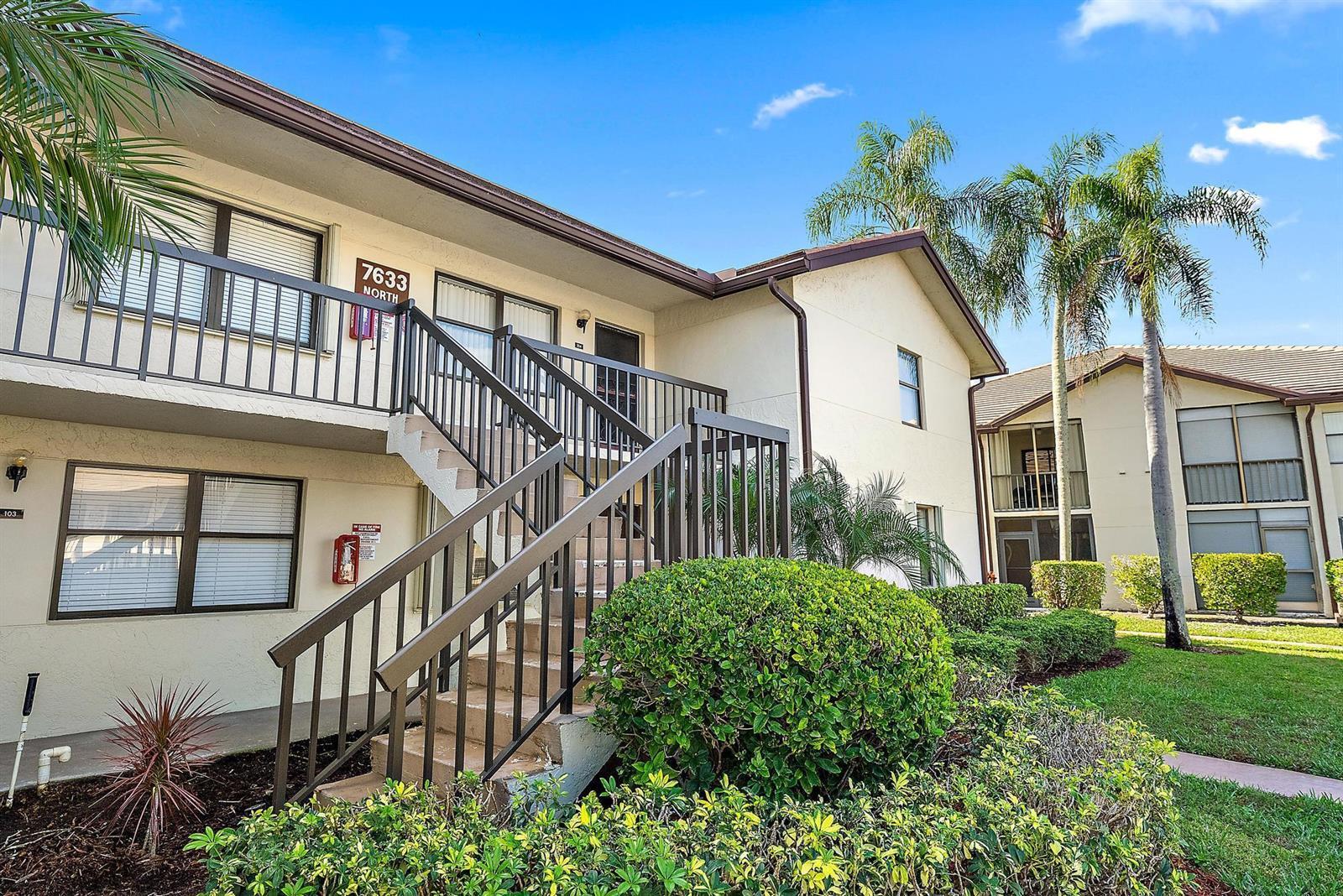 7633 Tahiti Lane # 204, Lake Worth FL 33467