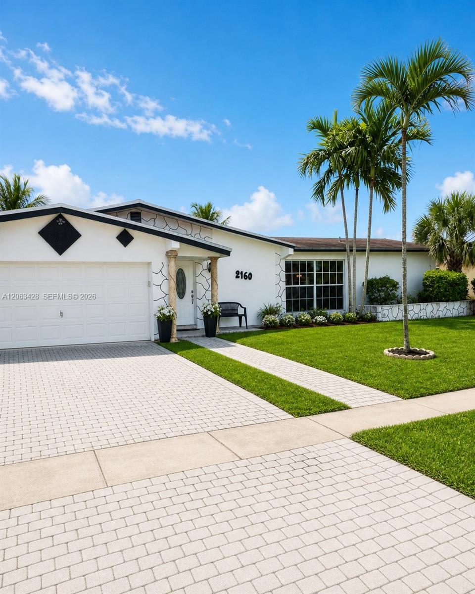 2160 NW 82nd Ter, Sunrise FL 33322
