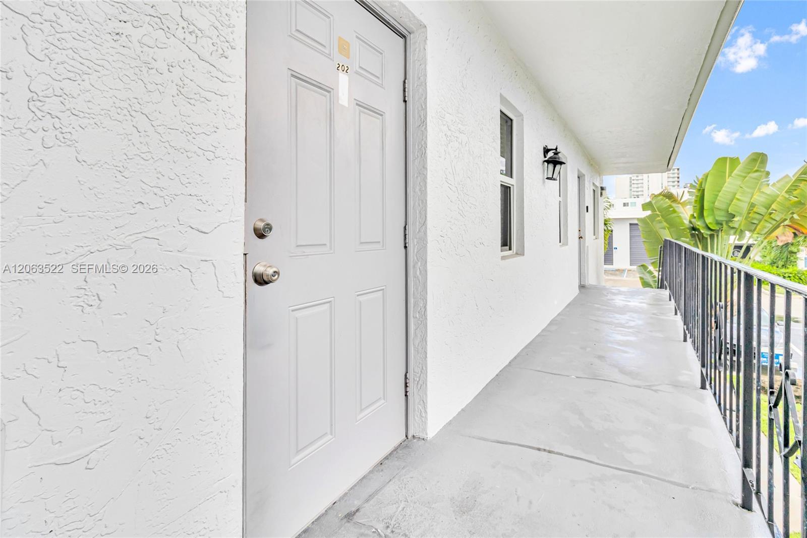 711 NE 2nd Ave # 202, Fort Lauderdale FL 33304