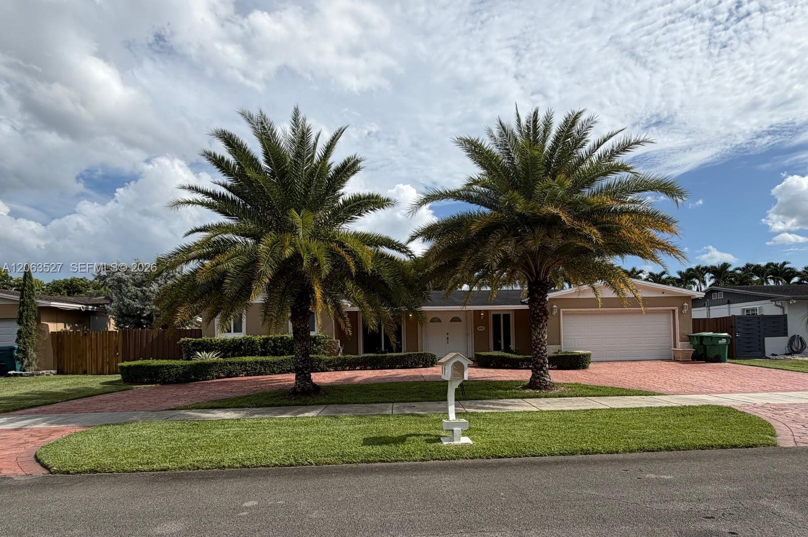 Miami, FL