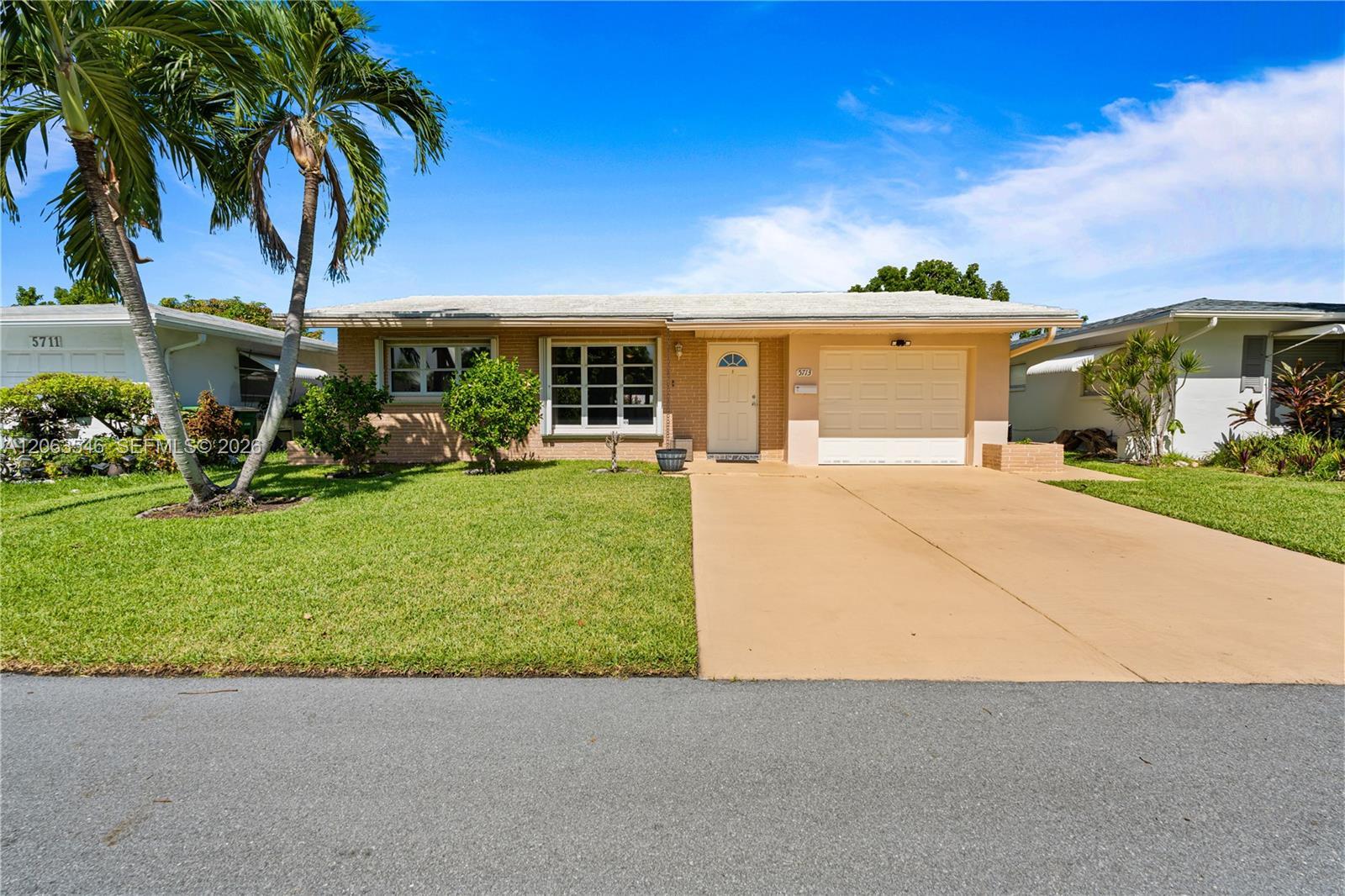 5713 NW 68th Ter, Tamarac FL 33321