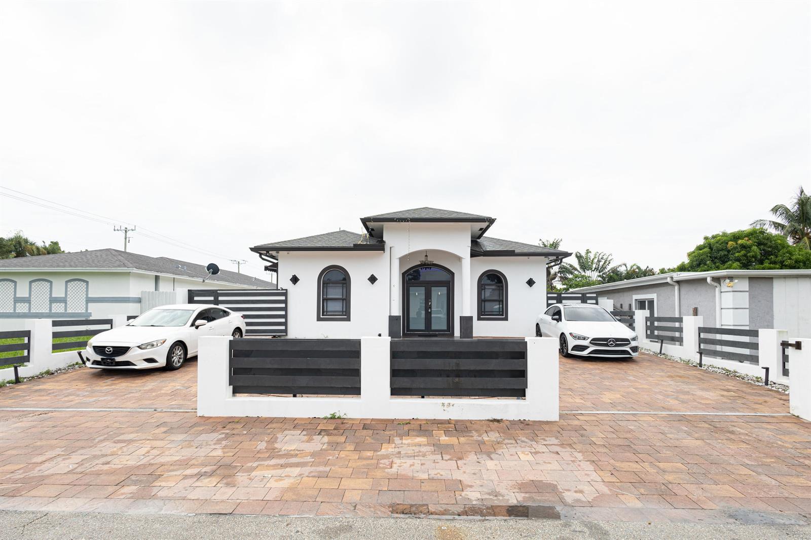 725 Mercury Street Street, West Palm Beach FL 33406