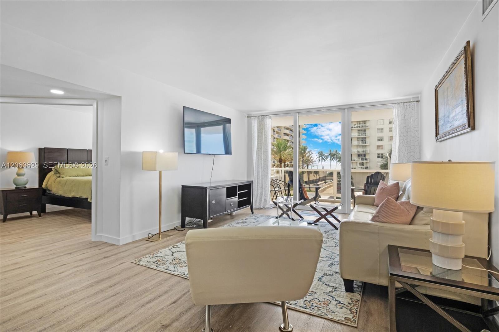 5700 Collins Ave # 4C, Miami Beach FL 33140