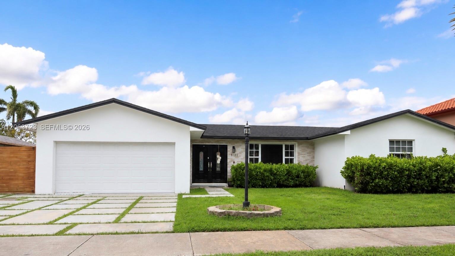 8121 SW 204th St, Cutler Bay FL 33189