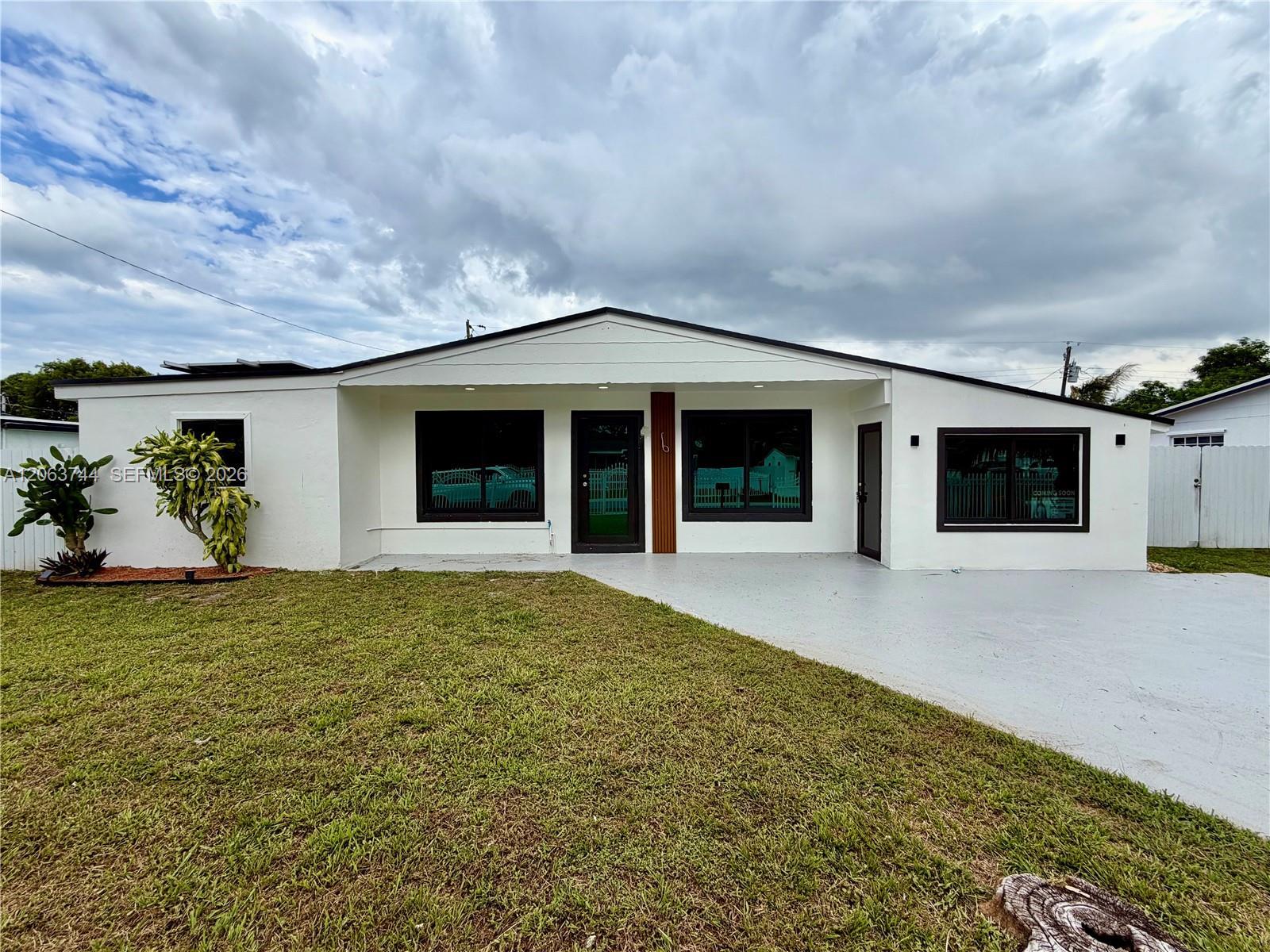 2310 NW 208th St, Miami Gardens FL 33056
