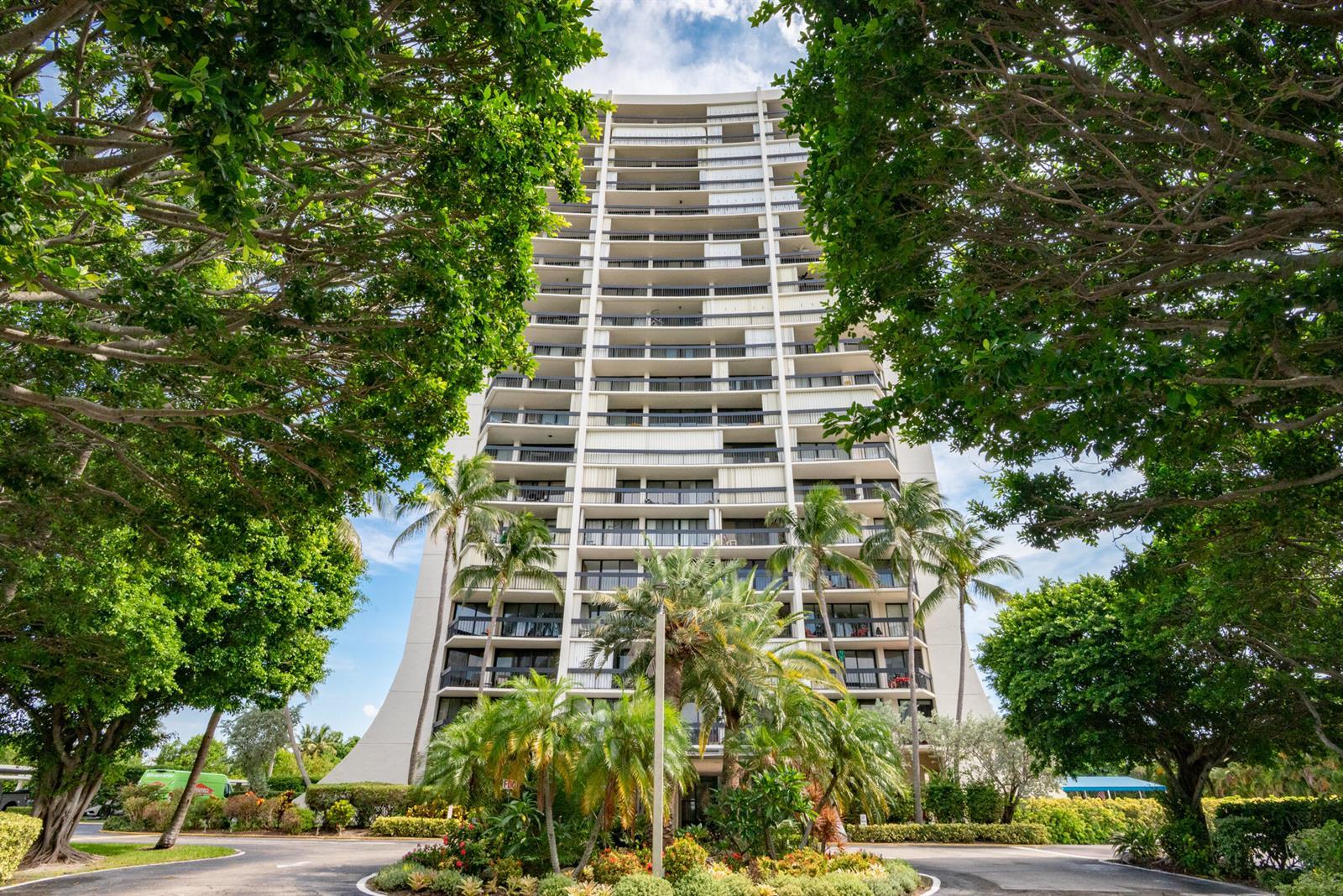 2400 PRESIDENTIAL Way # 1505, West Palm Beach FL 33401
