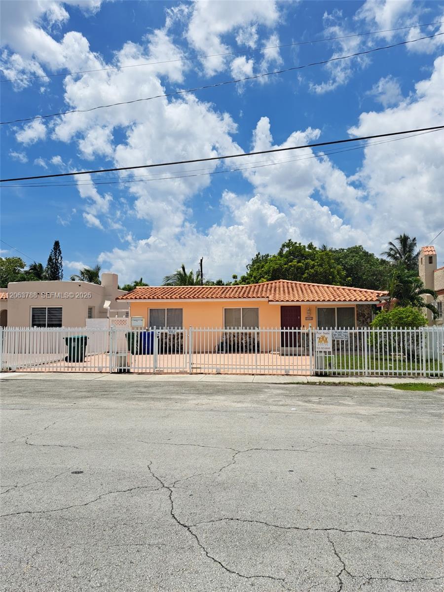 3062 SW 14th St, Miami FL 33145