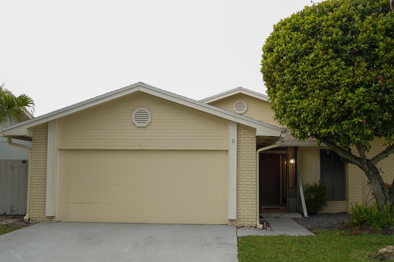 3 Hammond Place, Boynton Beach FL 33426